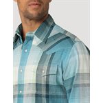 Blue men retro Wrangler shirt